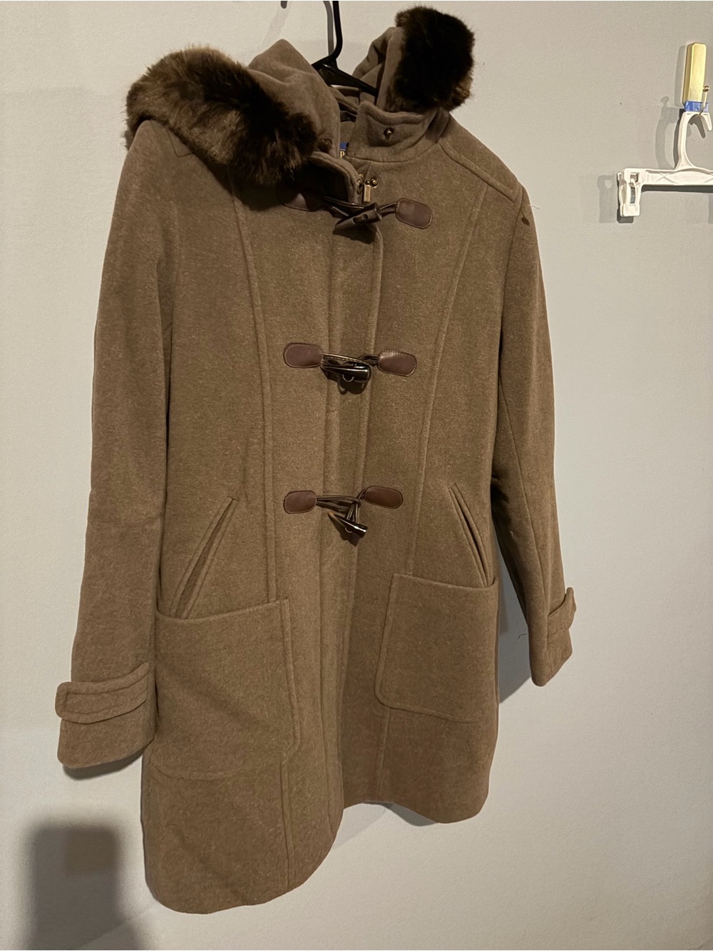 Pendleton Women’s Fine Merino Wool Coat Camel Faux Fur Hood New Tags Unattached